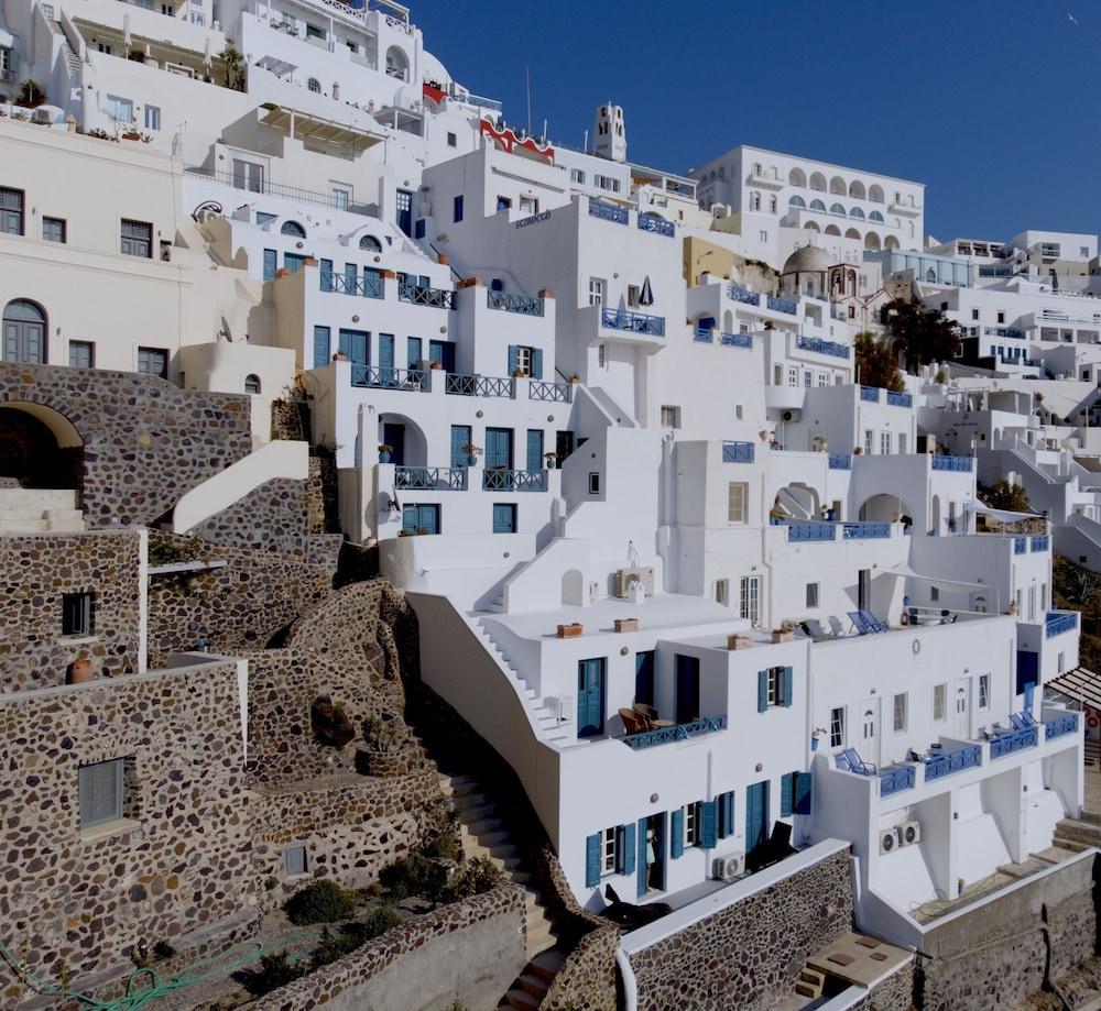 Golden Grey Goose Hotel Fira  Exterior photo
